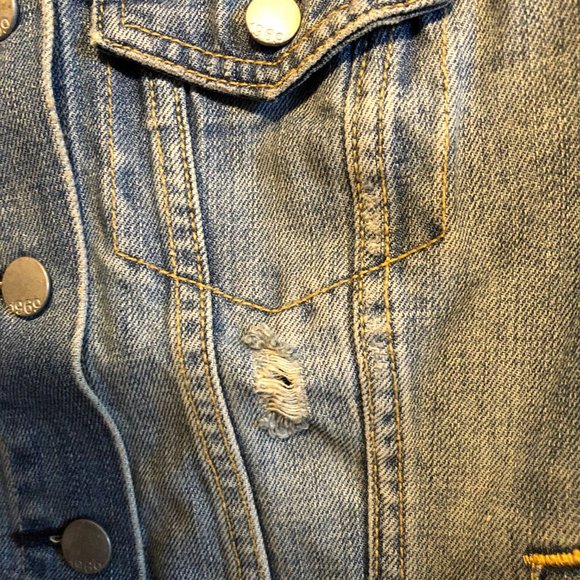 GAP WOMEN' S 1969 CLASS DISTRESSED DENIM JEAN JACKET SIZE EXTRA SMALL  XS NWOT - Picture 6 of 16